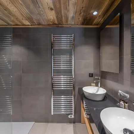 Duplex Moderne Et Chaleureux A Avec Wifi Et Parking - Fr-1-562-66
